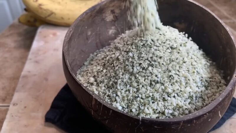 Hemp Seeds - Food You Should Consume To Get Big Butt